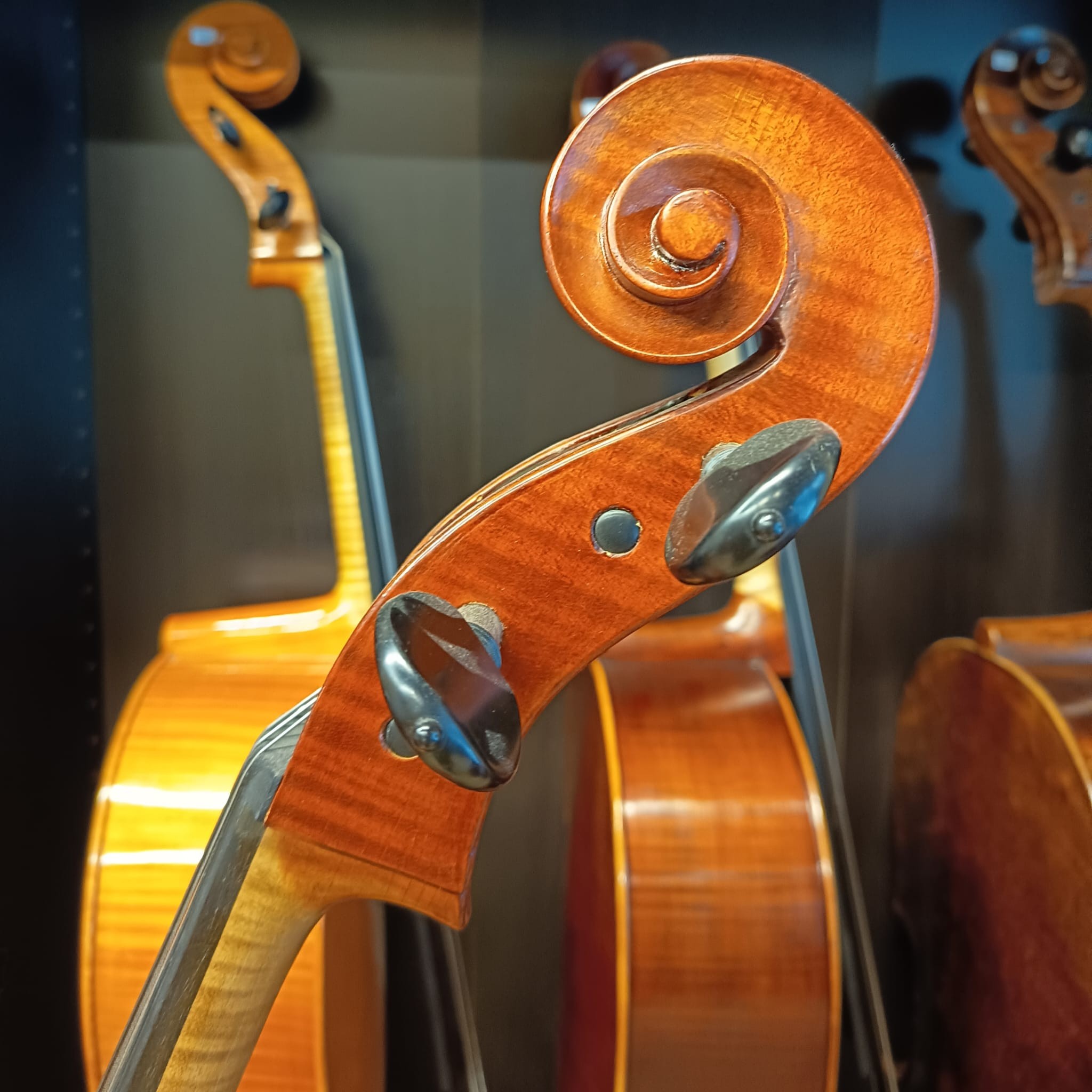 VIOLONCHELO LEONARD THYMIAN AMATI (Cod.012)