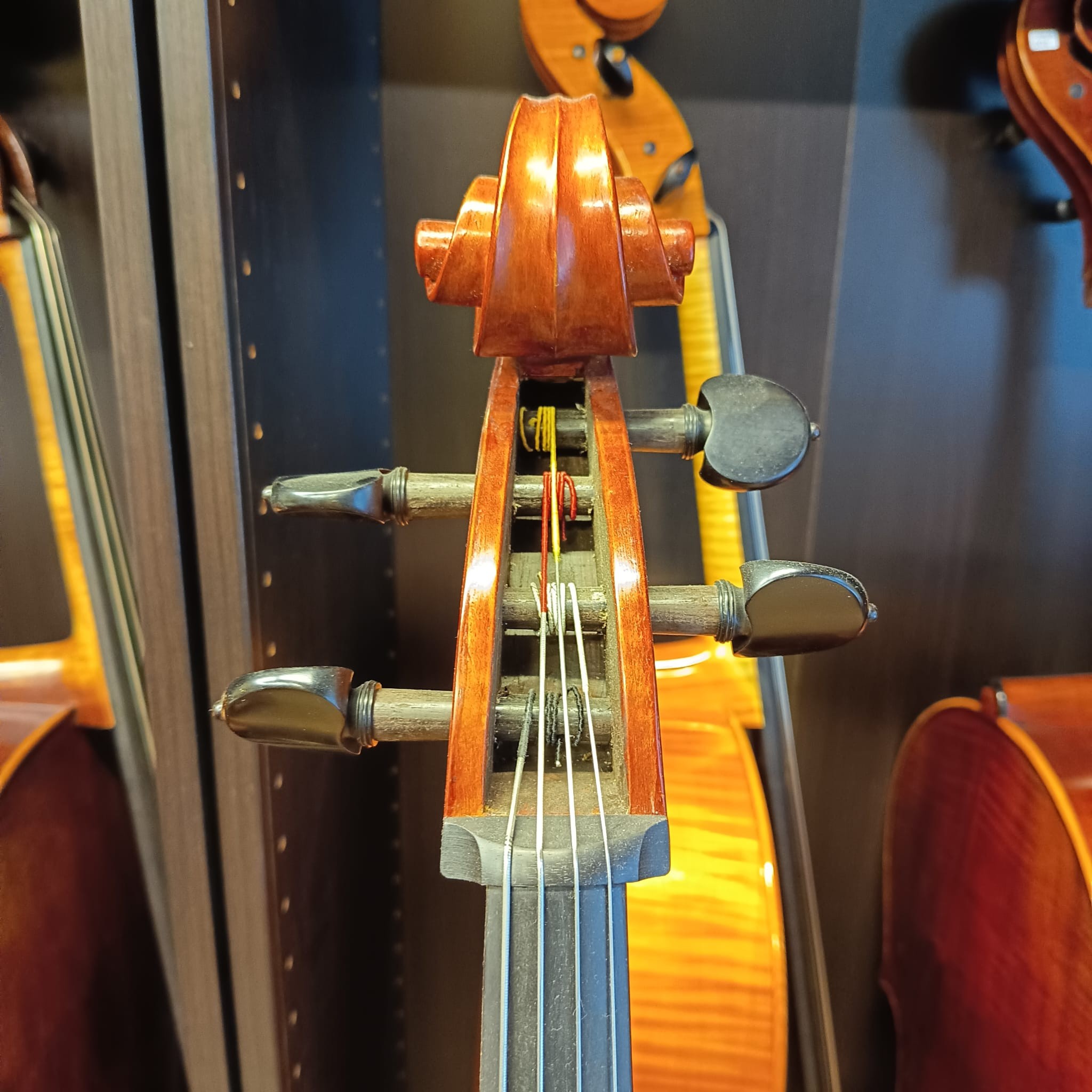 VIOLONCHELO LEONARD THYMIAN AMATI (Cod.012)