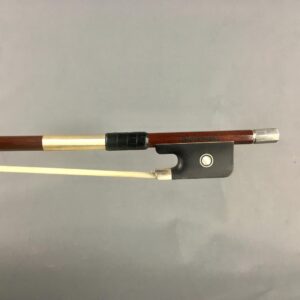 ARCO VIOLONCELLO J. OLIVEIRA EN PLATA (1)